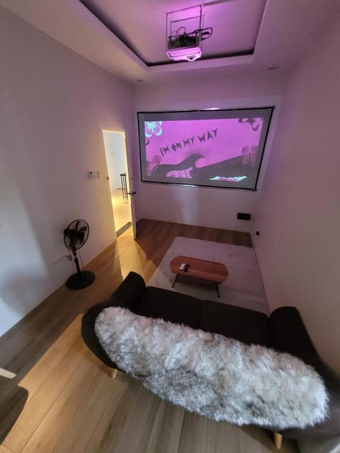 Ganada Suite 2 가나다 스위트 Apartment in Angeles