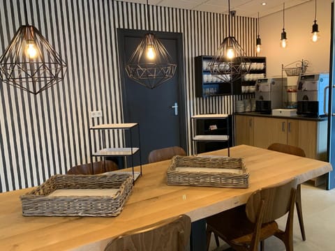 Breakfast, Buffet breakfast