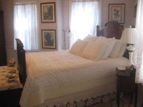 ISLAND HOUSE OF WANCHESE BED AND BREAKFAST Pensão in Roanoke Island