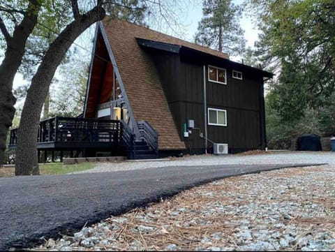 Peaceful A-Frame with Incredible Views Maison in Idyllwild-Pine Cove