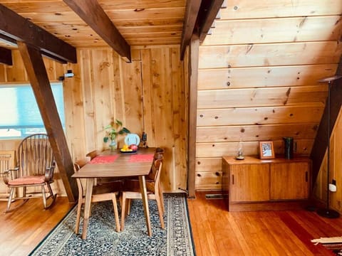 Peaceful A-Frame with Incredible Views Maison in Idyllwild-Pine Cove