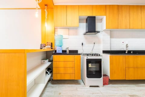 Kitchen or kitchenette, oven, stove