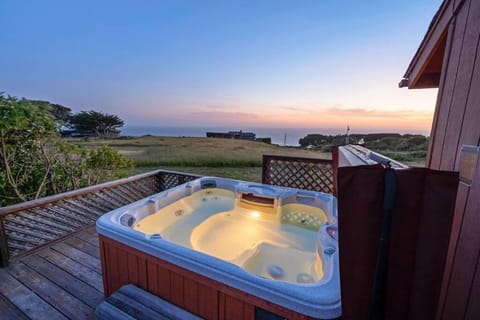 Natural landscape, Hot Tub, Sunset