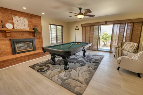 Billiard, Seating area, fireplace