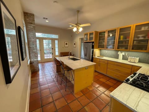 Kitchen or kitchenette, dishwasher, fireplace, oven, pet friendly, stove