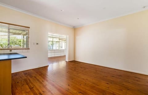 Eastern Suburbs Get Away House in Adelaide