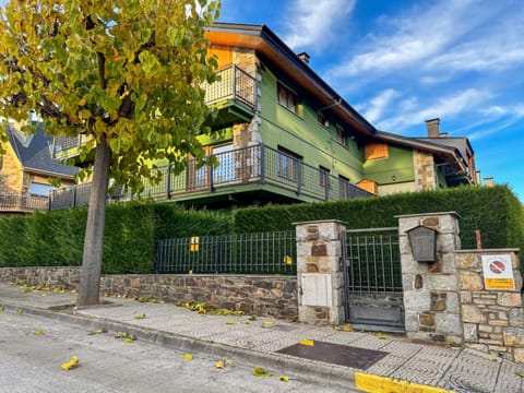 Cal Batllia 2 Apartment in Puigcerdà