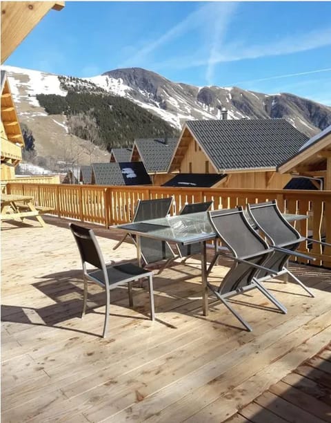 Chalet spacieux a Saint Sorlin d'Arves avec options de loisirs Chalet in Saint-Sorlin-d'Arves