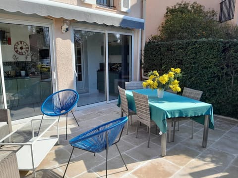 Balcony/Terrace, Dining area