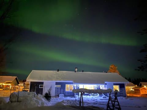 Property building, Natural landscape, Winter