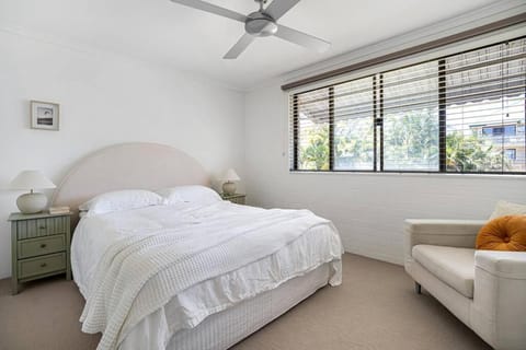 Jetty Flats - Stylish Waterfront Escape Apartment in Maroochydore