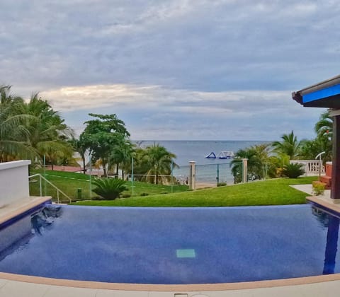 Pristine breeze Villa in Bay Islands Department