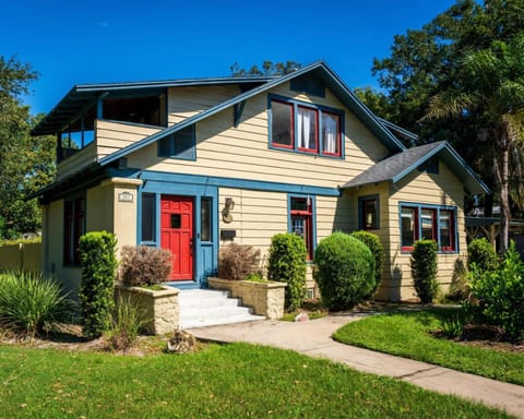 Property building, Neighbourhood, Garden view