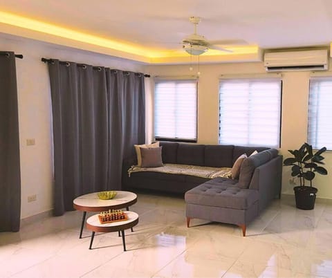 Living room, Seating area, air conditioner