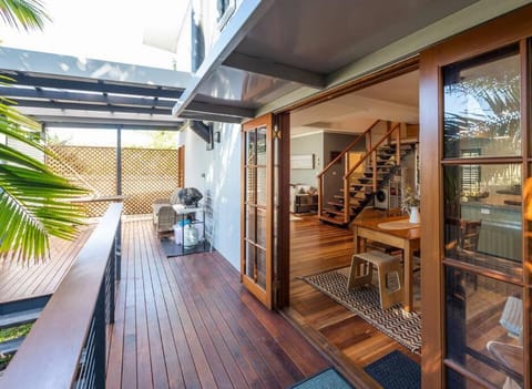 The Block House -LJHooker Yamba House in Yamba