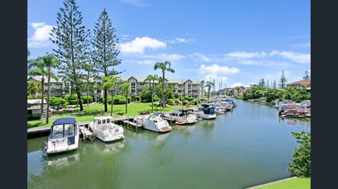 Bayview Bay Apartments and Marina Apartment in South Stradbroke