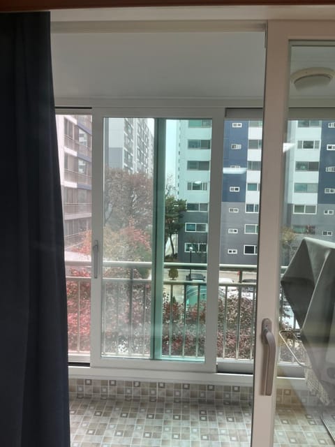 FRiendsOnGlobe Apartment in Seoul