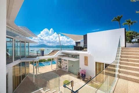 Property building, Day, Balcony/Terrace, Sea view