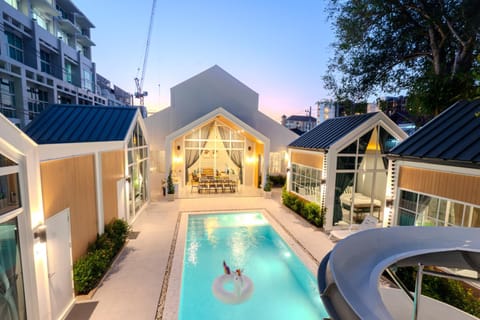 Property building, Pool view, Swimming pool