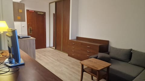 Apartment whit balcony and lake view Bratislava Checkin - Drazdiak Apartment in Bratislava