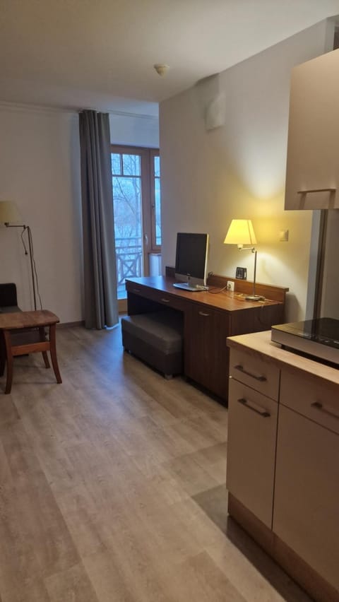 Apartment whit balcony and lake view Bratislava Checkin - Drazdiak Apartment in Bratislava