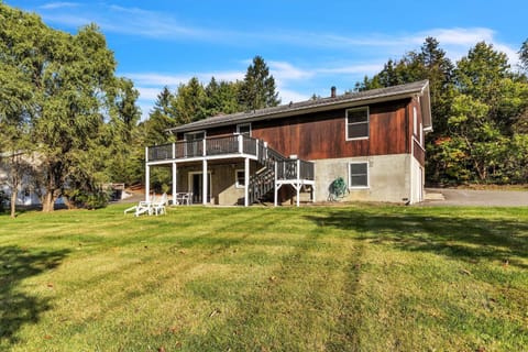 Serene 3BR Escape in New Paltz home Maison in New Paltz