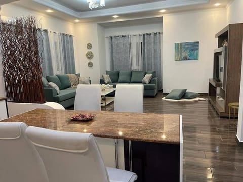 Spacious Aprt in the City-Suitable for Families Apartment in Muscat