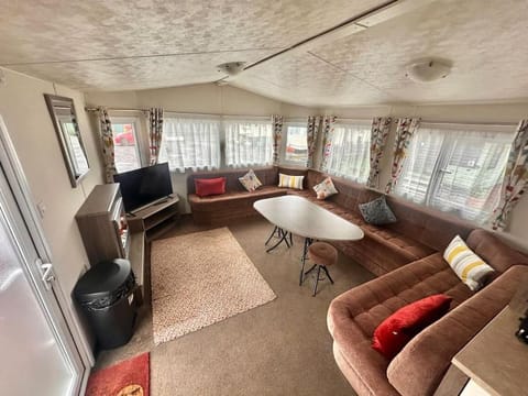 Delta, Bromley 4-Bedroom Caravan - Uddingston, Glasgow Apartment in Glasgow