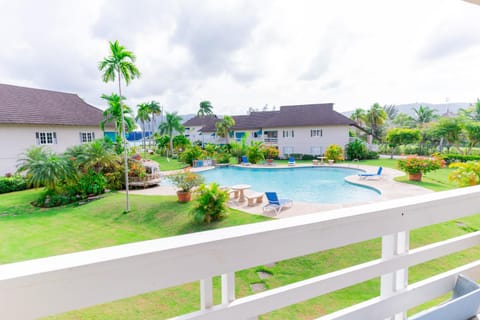 Garden view, Swimming pool