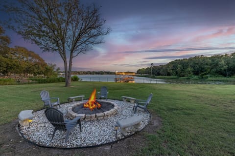 Lakefront Serenity Escape on Lake Tawakoni Maison in Lake Tawakoni