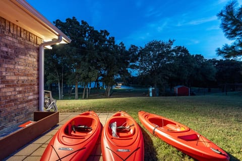 Lakefront Serenity Escape on Lake Tawakoni Maison in Lake Tawakoni