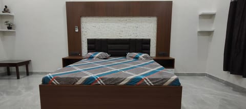 SAR Guest House Apartment in Ludhiana