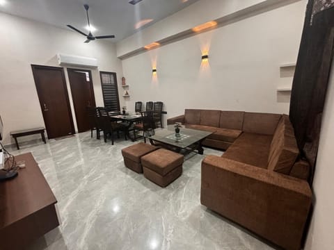 SAR Guest House Apartment in Ludhiana