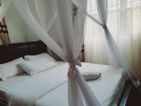 Lovely 3 BedRoom Furnished Apt In Rubaga Apartment in Kampala