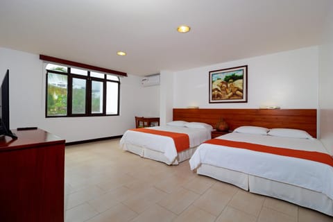Galapagos Apartments - Bay View House Condo in Puerto Ayora
