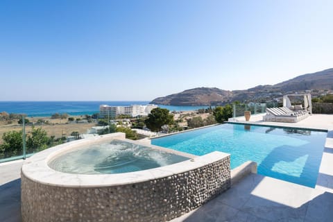 Day, Natural landscape, Mountain view, Pool view, Sea view, Swimming pool, sunbed