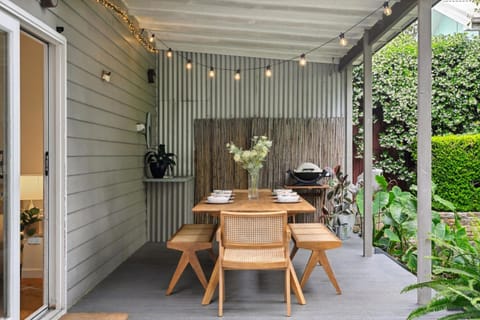 BBQ facilities, Dining area