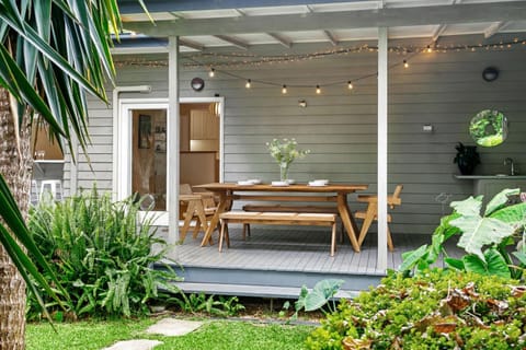 Garden, Dining area