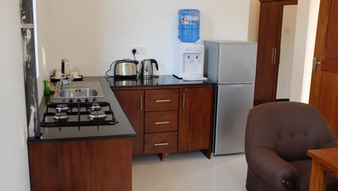 Park Lane Apartments Bed and Breakfast in Negombo