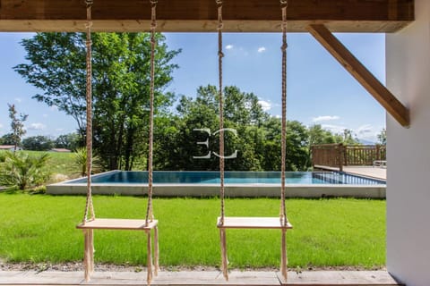 Spring, Day, Garden, Garden view, Pool view, Swimming pool, sunbed