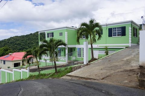 Sea and Summit Villa House in Dominica