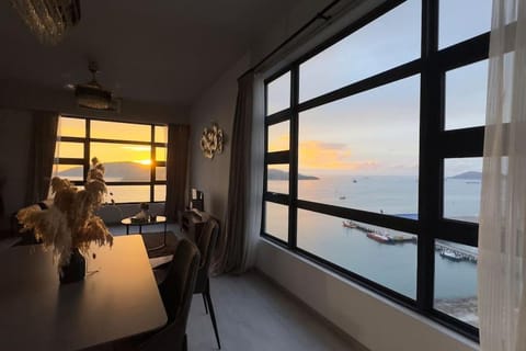 Dining area, Sea view, Sunset