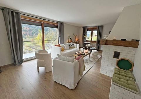 Chalet Du Nant- BO Immobilier - La Chapelle D'Abondance Chalet in Châtel