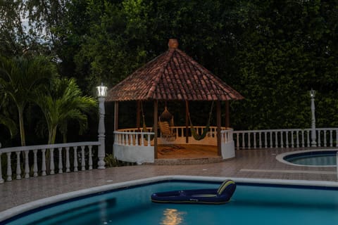 Villa with Swimming Pool, Jacuzzi and Sauna Villa in Cundinamarca, Colombia