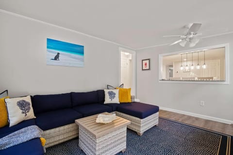 2 Min to Mayflower Beach Dog Friendly Maison in Mayflower Beach