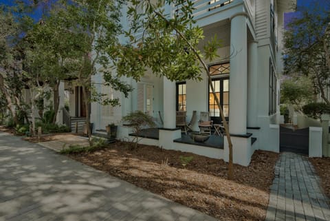 Gates Cottage House in Rosemary Beach