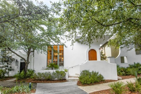 Harper Cottage & Carriage House House in Rosemary Beach