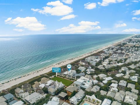 Terra Casa Cottage & Carriage House House in Rosemary Beach