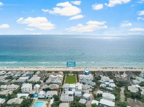 Terra Casa Cottage & Carriage House House in Rosemary Beach