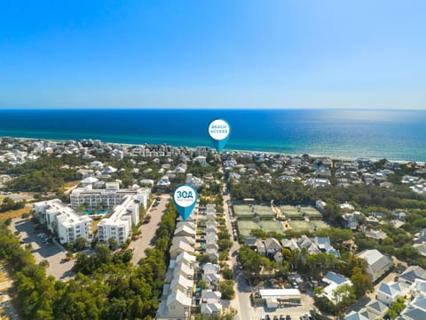 Southern Seaside Cottage and Carriage House House in Inlet Beach